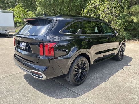 Used 2023 Kia Sorento SX FWD image 8