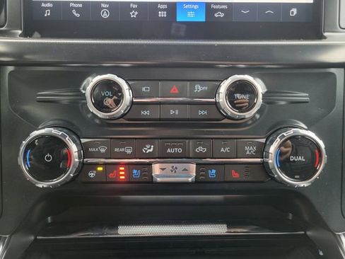 New 2025 Ford F150 Platinum w/ Equipment Group 702A High image 32