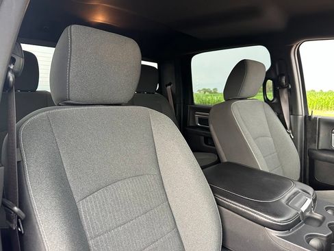 Used 2022 RAM 1500 Warlock AWD/4WD image 30