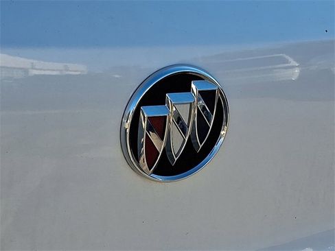 Used 2021 Buick Encore GX Select w/ Sport Touring Package image 29