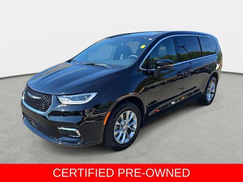 Used 2026 Chrysler Pacifica Select AWD/4WD image 39
