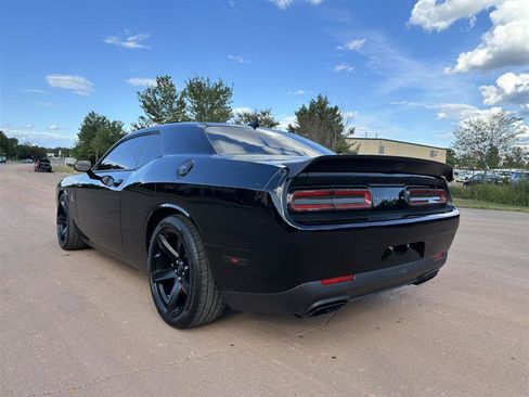 Used 2021 Dodge Challenger SRT Hellcat w/ Plus Package image 7