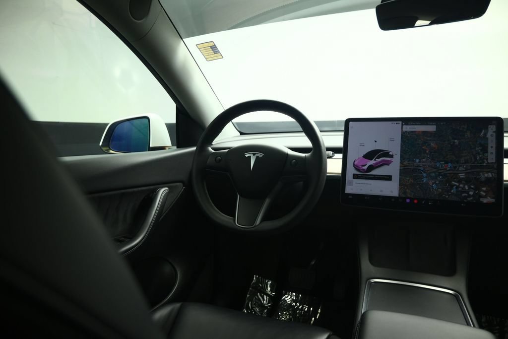 Used 2022 Tesla Model Y Long Range AWD/4WD image 38
