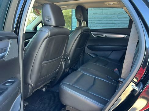 Used 2019 Cadillac XT5 Luxury image 12