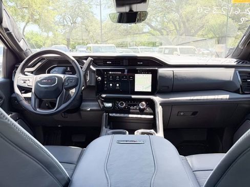 Used 2026 GMC Sierra 2500 AT4X AWD/4WD image 21