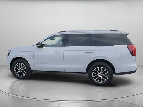 Certified 2025 Ford Expedition Platinum AWD/4WD image 17
