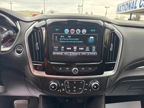 Used 2019 Chevrolet Traverse LT image 15