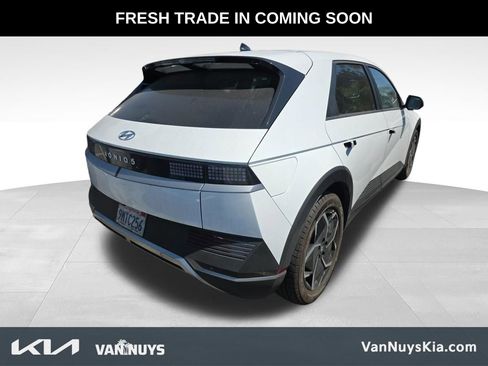 Used 2024 Hyundai Ioniq 5 SE RWD image 3