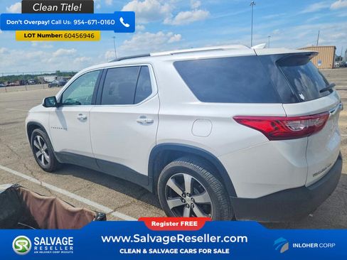 Used 2018 Chevrolet Traverse LT AWD/4WD image 3