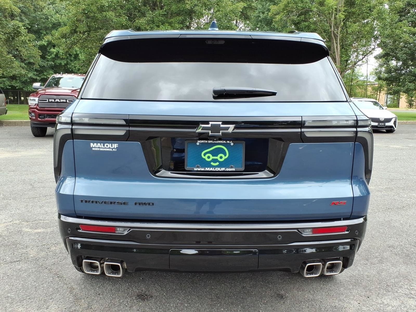Used 2026 Chevrolet Traverse RS w/ LPO, Floor Liner Package AWD/4WD image 5