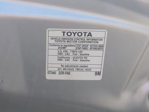 Used 2021 Toyota Corolla LE FWD image 34