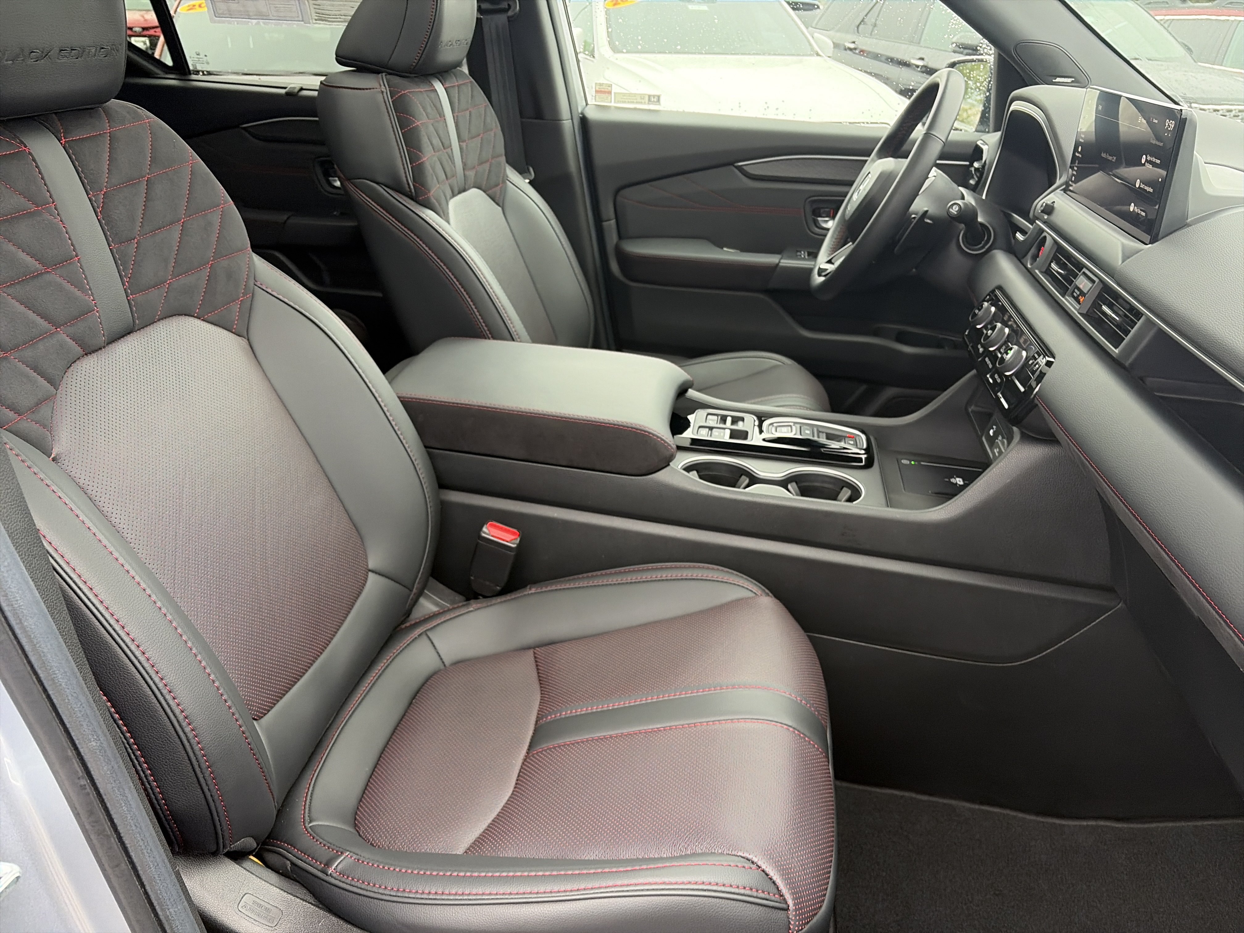 Certified 2026 Honda Pilot Black Edition image 14