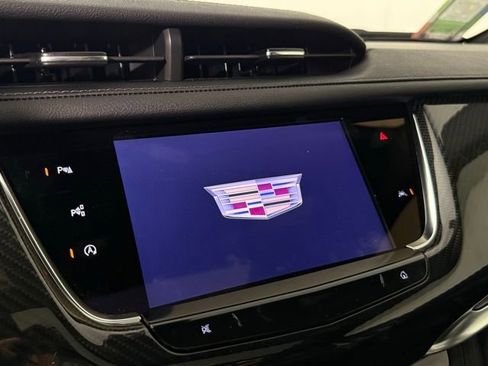 Used 2025 Cadillac XT6 Sport w/ LPO, Red Accent Package AWD/4WD image 25