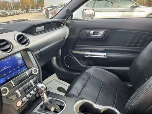 Used 2023 Ford Mustang Premium image 13