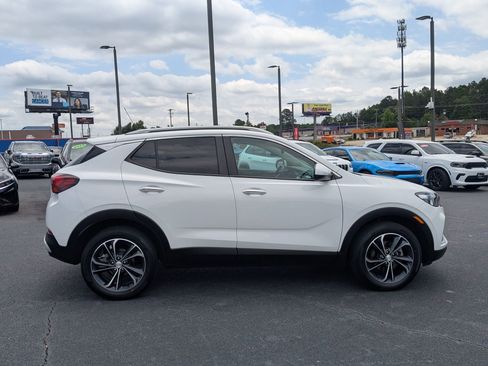 Used 2022 Buick Encore GX Select FWD image 4