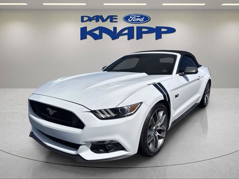 Used 2016 Ford Mustang GT Premium w/ Equipment Group 401A RWD image 4