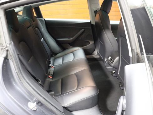 Used 2023 Tesla Model 3 Standard Range image 58