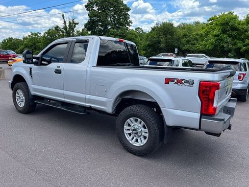 Used 2017 Ford F250 XL w/ STX Appearance Package AWD/4WD image 6