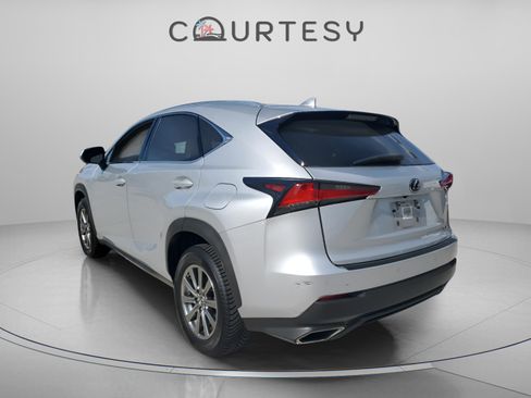 Used 2018 Lexus NX 300 FWD image 2