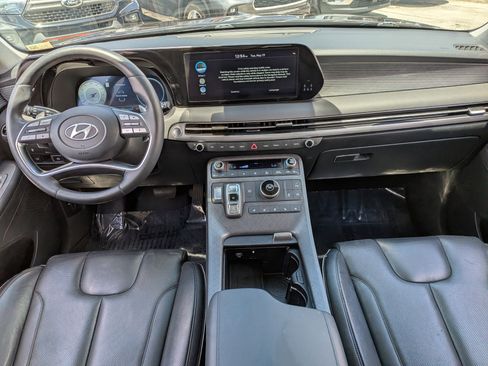 Used 2023 Hyundai Palisade Limited FWD image 18