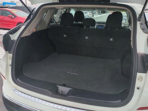 Used 2017 Nissan Murano SV image 26