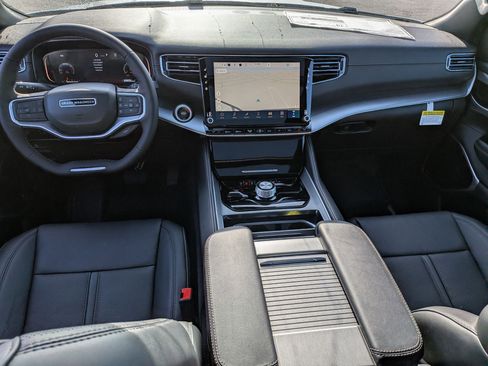 New 2026 Jeep Grand Wagoneer Limited image 23