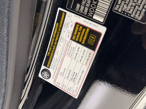 Used 2014 Mercedes-Benz E 350 Sport image 33