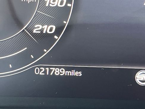 Used 2023 Jaguar F-PACE SVR image 21