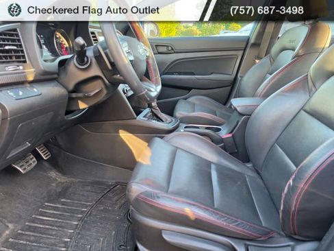 Used 2018 Hyundai Elantra Sport w/ Cargo Package FWD image 9
