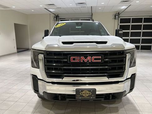 New 2026 GMC Sierra 3500 Pro w/ Convenience Package AWD/4WD image 8