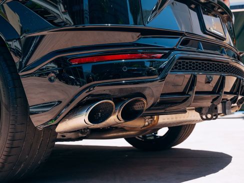 Used 2024 Lamborghini Urus S AWD/4WD image 23