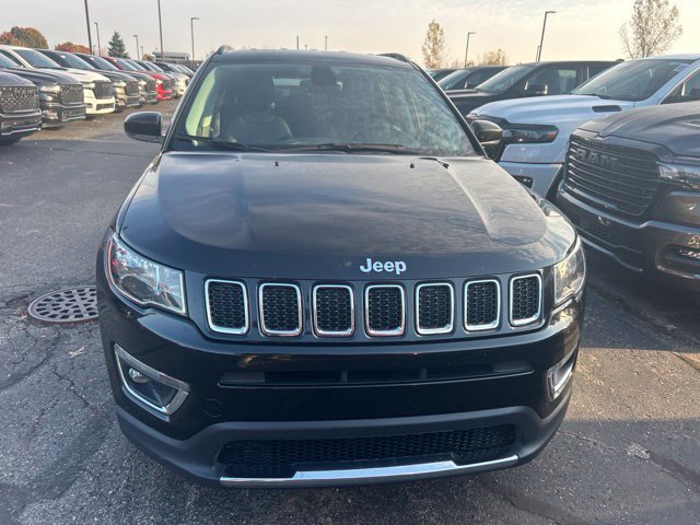 Used 2018 Jeep Compass Limited AWD/4WD image 6