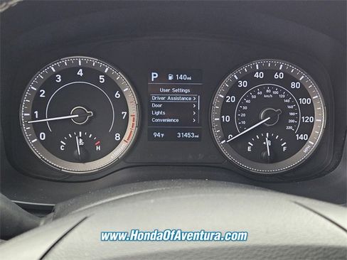 Used 2022 Hyundai Venue Limited image 17