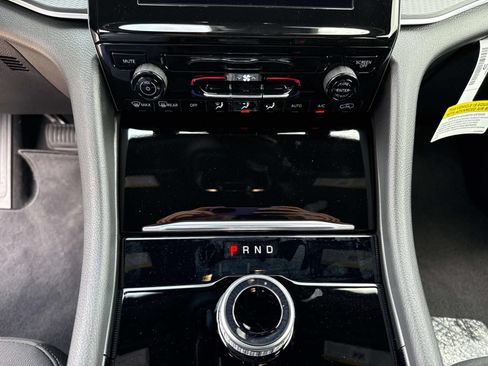 New 2026 Jeep Grand Cherokee Laredo RWD image 24