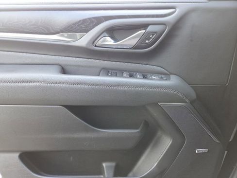 Used 2021 GMC Yukon Denali w/ Denali Ultimate Package image 39