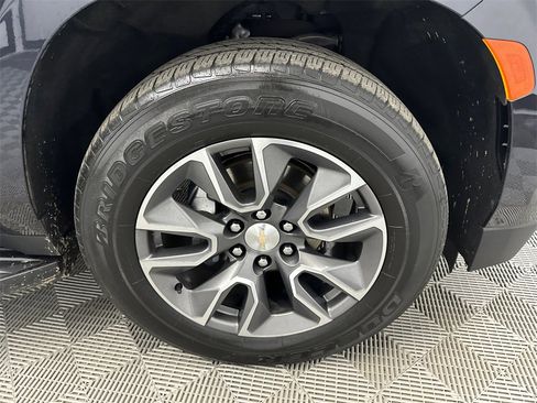 Used 2022 Chevrolet Tahoe LT w/ LT Signature Plus Package image 13