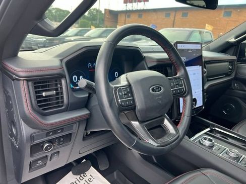 Certified 2024 Ford Expedition Limited AWD/4WD image 7