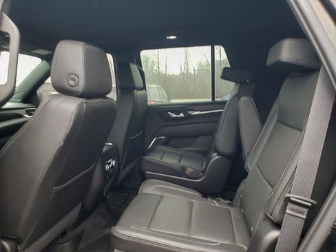 Used 2021 GMC Yukon Denali w/ LPO, Illumination Package image 18