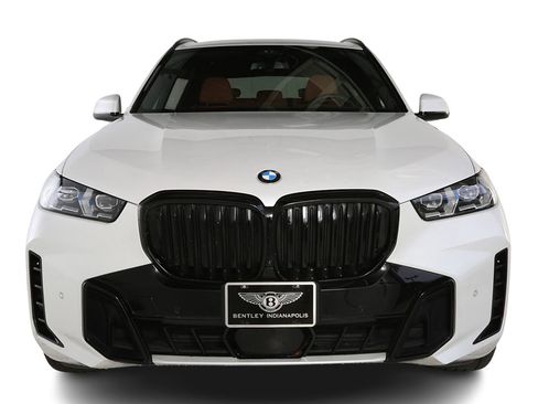 Used 2024 BMW X5 xDrive40i w/ M Sport Package AWD/4WD image 6