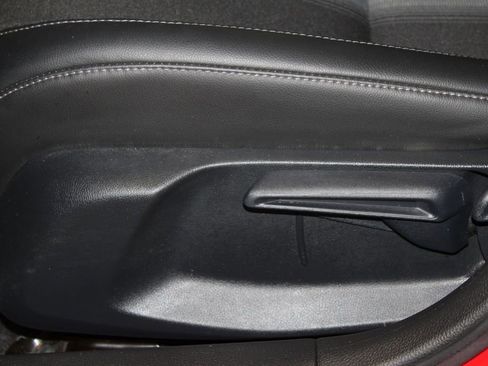 Used 2025 Honda Civic Sport image 15