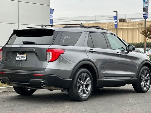 Certified 2022 Ford Explorer XLT w/ Equipment Group 202A image 2