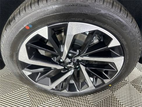 New 2025 Mitsubishi Outlander SE image 5