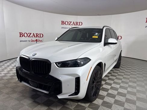 Used 2024 BMW X5 sDrive40i w/ Executive Package image 4