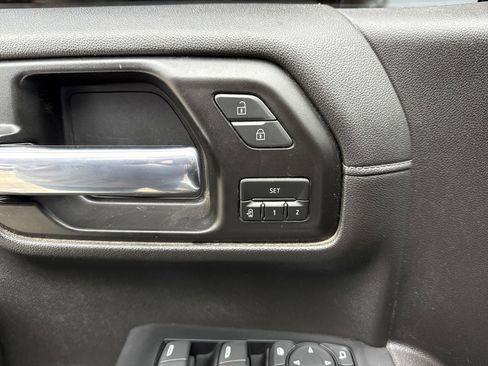 Used 2022 GMC Sierra 1500 Denali w/ Denali Premium Package image 14