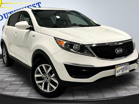 Used 2016 Kia Sportage LX AWD/4WD image 3