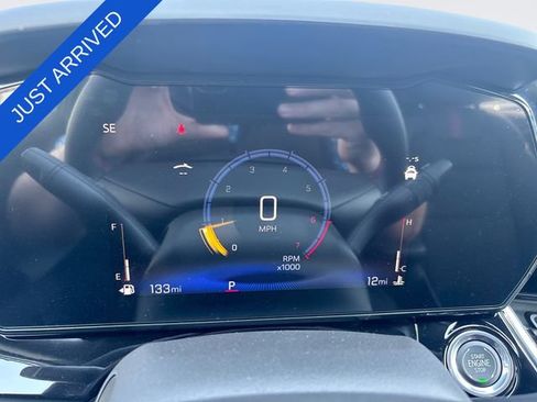 New 2026 Chevrolet Trax RS w/ Sunroof Package FWD image 15