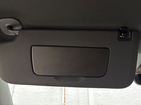 Used 2023 Chevrolet Suburban High Country w/ Advanced Technology Package image 21