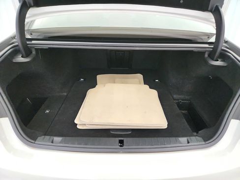 Used 2018 BMW 740e xDrive AWD/4WD image 37