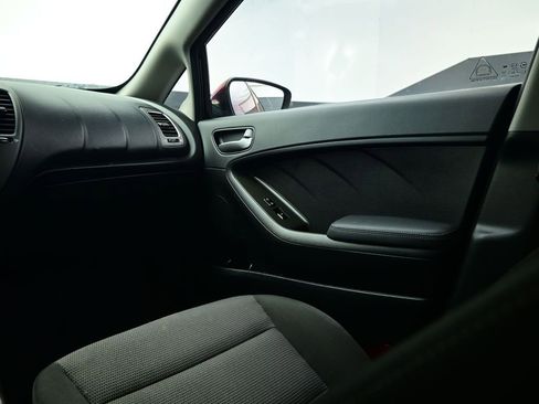 Used 2018 Kia Forte LX image 44