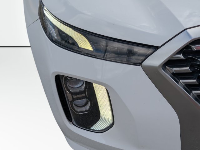 Used 2022 Hyundai Palisade Limited FWD image 4
